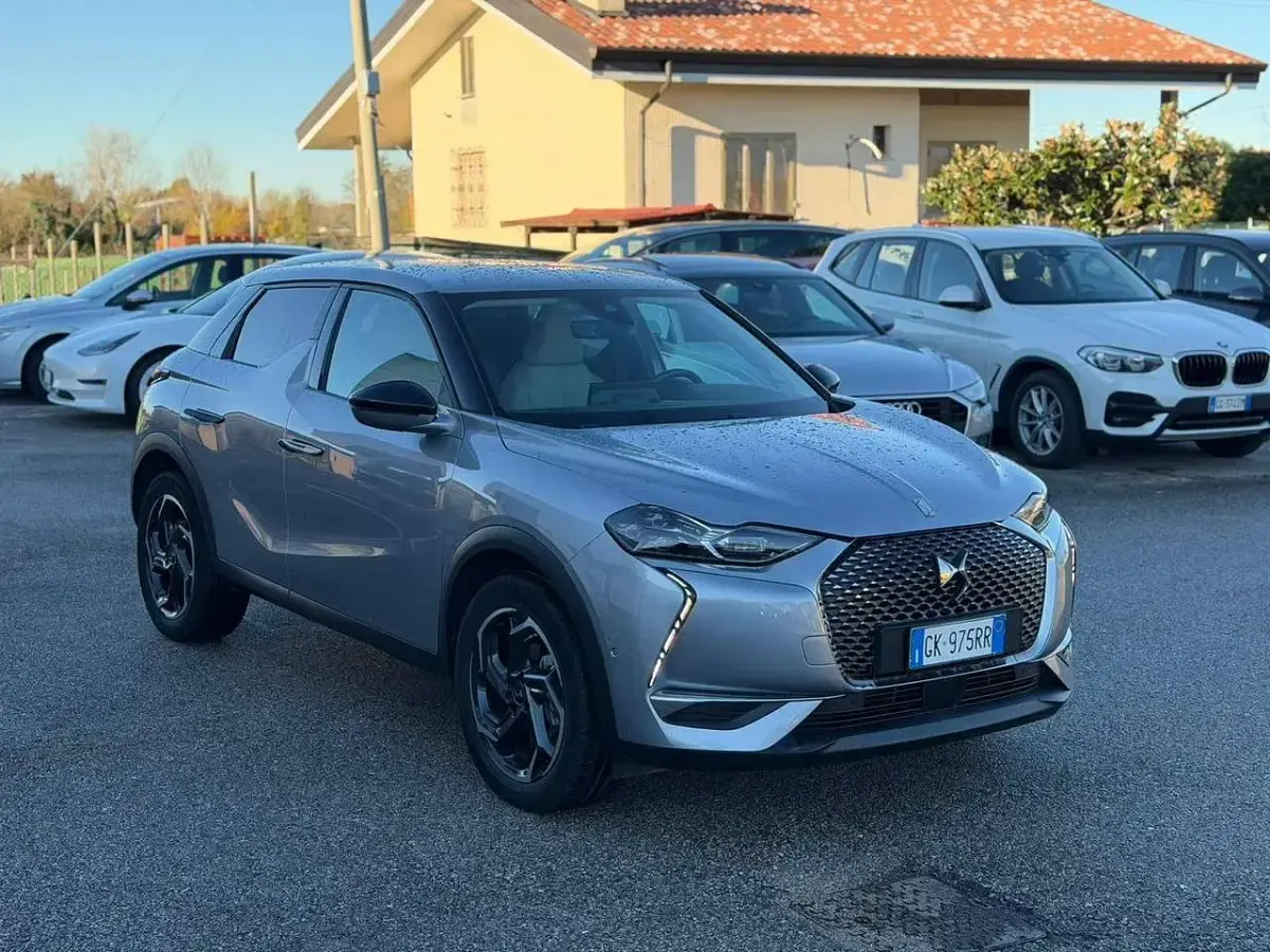 Usata DS Automobiles DS3 Crossback Grand Chic 131 CV (96 kW) 2022 Grigio SUV