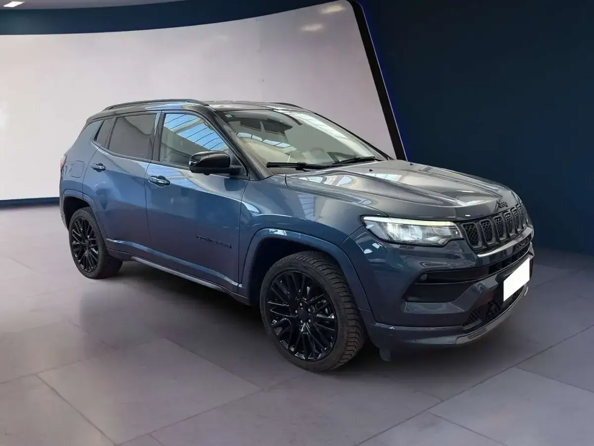 Usata Jeep Compass 131 CV (96 kW) 2023 Blu/azzurro SUV