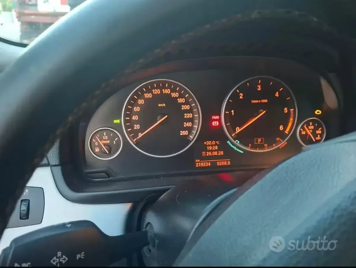 Usata BMW 525 218 CV (160 kW) 2014 Grigio Station wagon
