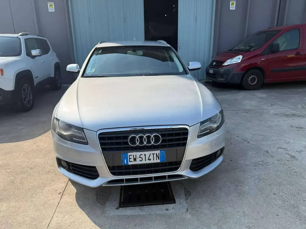 Usata Audi A4 Advanced Plus 143 CV (105 kW) 2011 Argento Station wagon
