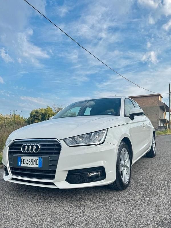 Usata Audi A1 Sportback Ambiente 90 CV (66 kW) 2016 Bianco Utilitaria