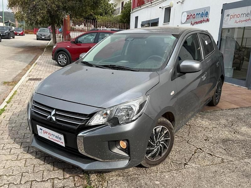 Usata Mitsubishi Space Star Intense 80 CV (58 kW) 2022 Grigio Utilitaria