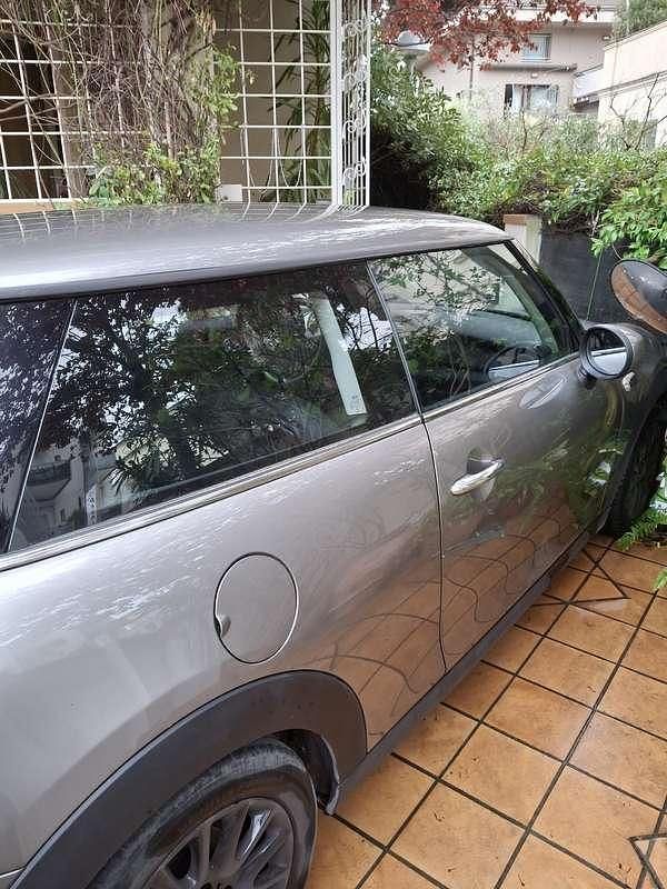 Usata Mini ONE 75 CV (55 kW) 2020 Argento Utilitaria