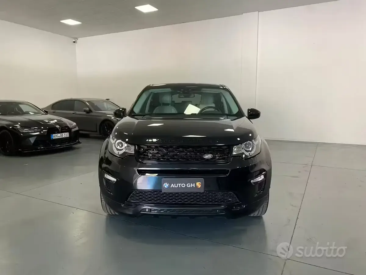 Usata Land Rover Discovery 5 HSE 150 CV (110 kW) 2017 Nero SUV