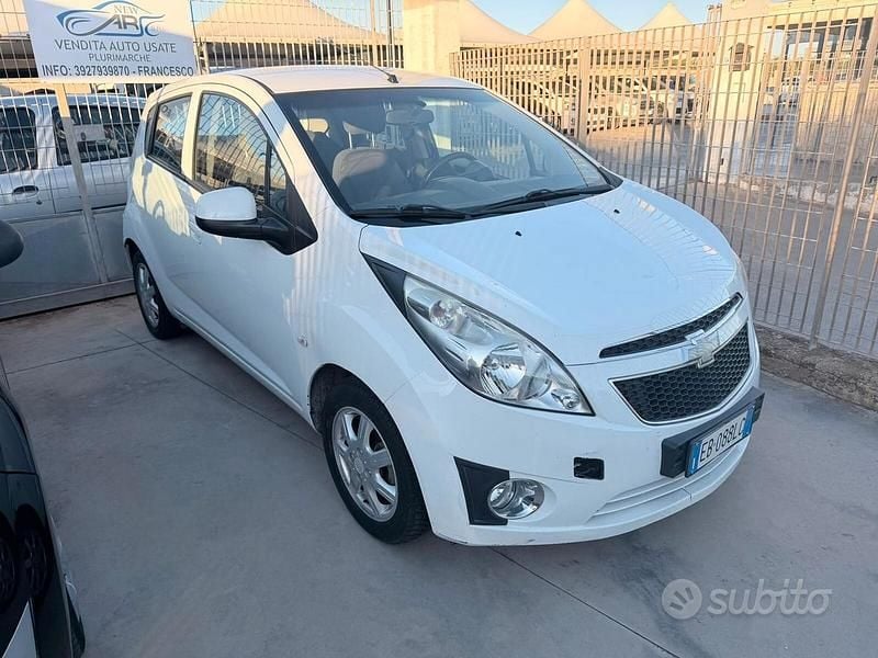 Usata Chevrolet Spark 68 CV (50 kW) 2012 Bianco Utilitaria