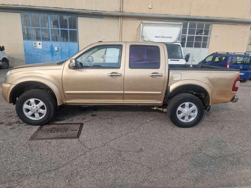 Usata Isuzu D-Max 131 CV (96 kW) 2007 Bronzo SUV
