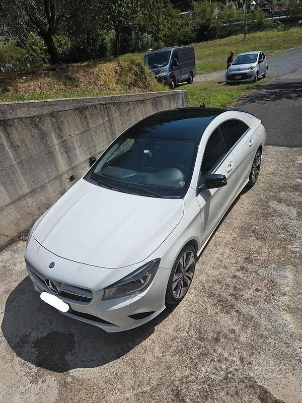 Usata Mercedes CLA220 177 CV (130 kW) 2015 Bianco Berlina