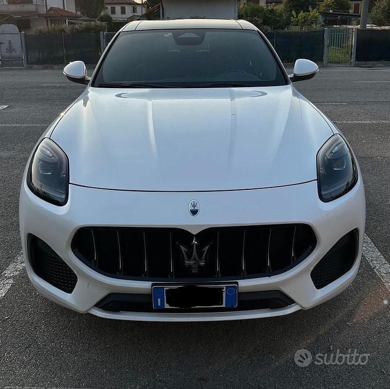 Usata Maserati Grecale 300 CV (220 kW) 2023 Bianco SUV