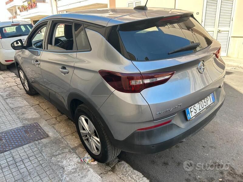 Usata Opel Grandland X 131 CV (96 kW) 2018 Grigio SUV