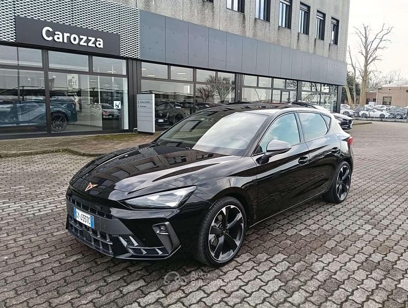 Usata Cupra Leon 150 CV (110 kW) 2025 Nero Berlina