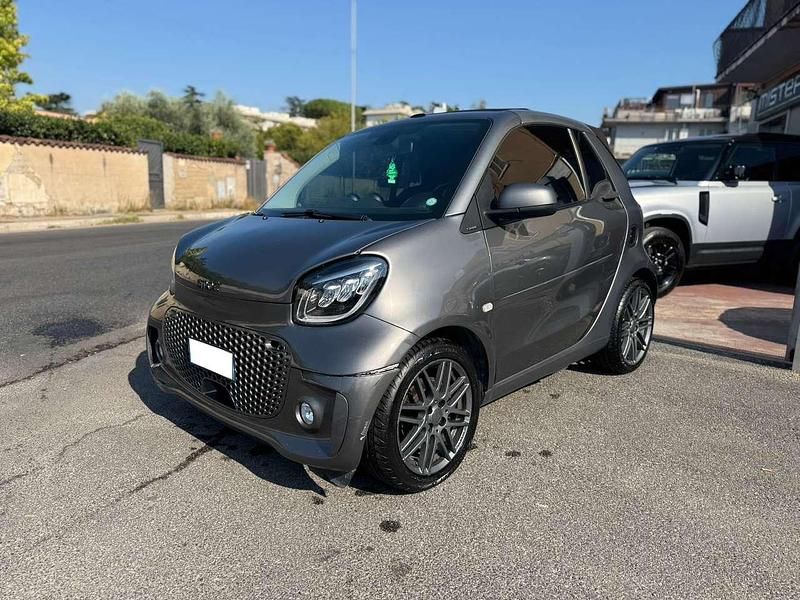 Grigio Usata 2017 Smart ForTwo Cabrio Brabus Cabrio | 13.900 € (Super prezzo) - Immagine 1/4