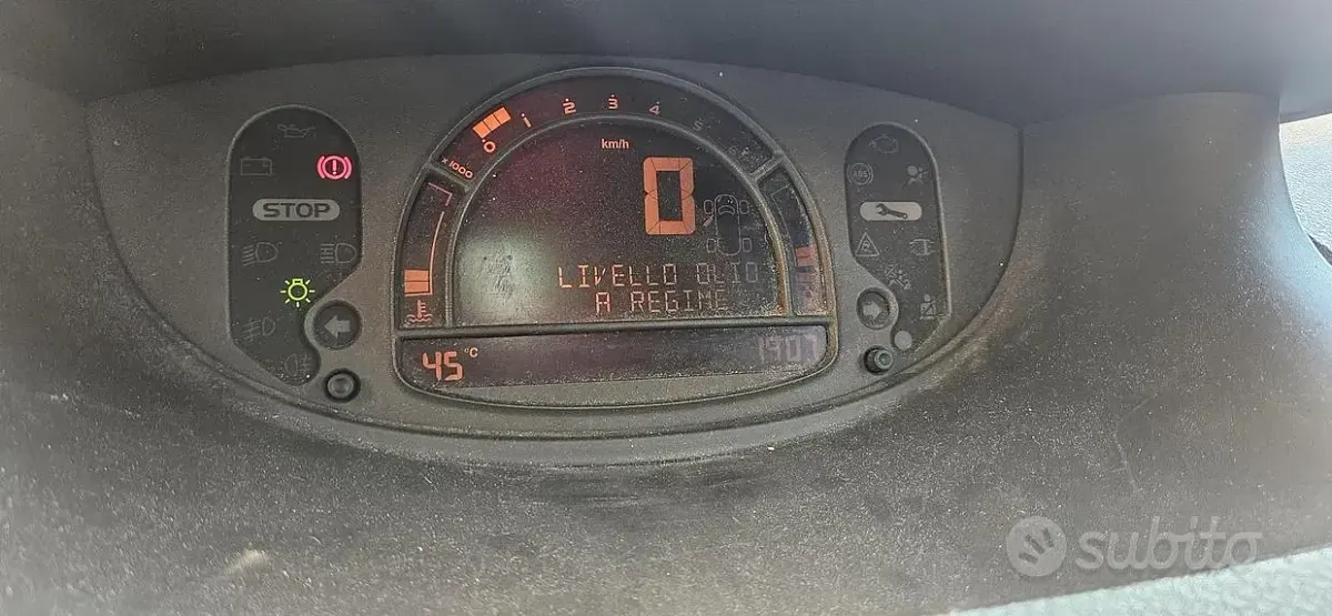 Usata Renault Modus 68 CV (50 kW) 2009 Grigio Monovolume