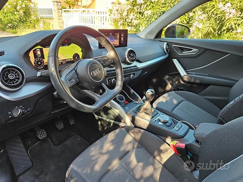 Usata Audi Q2 Admired 116 CV (85 kW) 2022 Nero SUV
