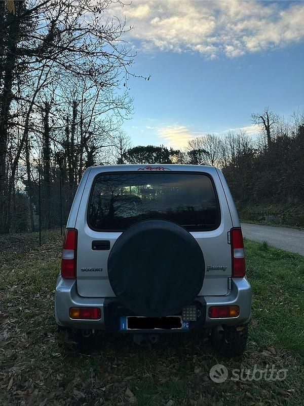 Usata Suzuki Jimny 80 CV (58 kW) 2000 SUV