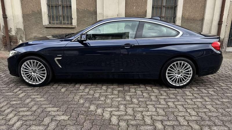 Usata BMW 420 Luxury Line 190 CV (139 kW) 2017 Blu/azzurro Coupé