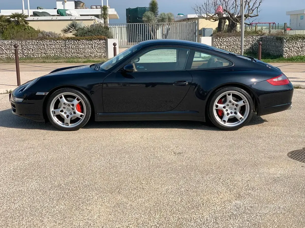 Usata Porsche 997 355 CV (261 kW) 2006 Nero Coupé