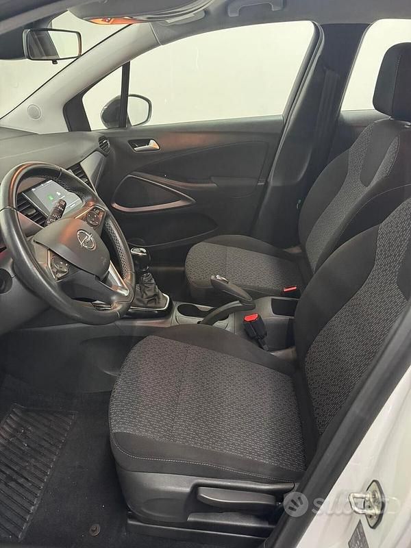 Usata Opel Crossland Elegance 110 CV (80 kW) 2023 Bianco SUV