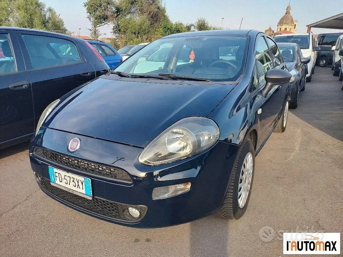 Usata Fiat Punto Street 77 CV (56 kW) 2016 Utilitaria