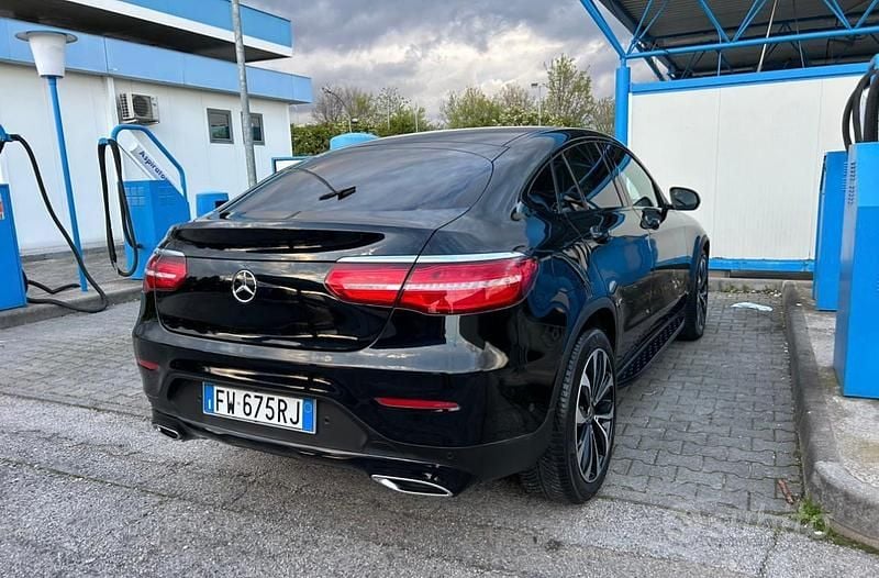 Usata 2019 Mercedes GLC250 Tre volumi | 33.000 € - Immagine 1/4