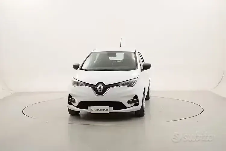 Usata Renault Zoe Zen 50 kW (69 CV) 2022 Bianco Utilitaria