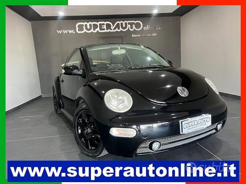 Usata VW New Beetle Cabriolet 101 CV (74 kW) 2005 Nero Cabrio