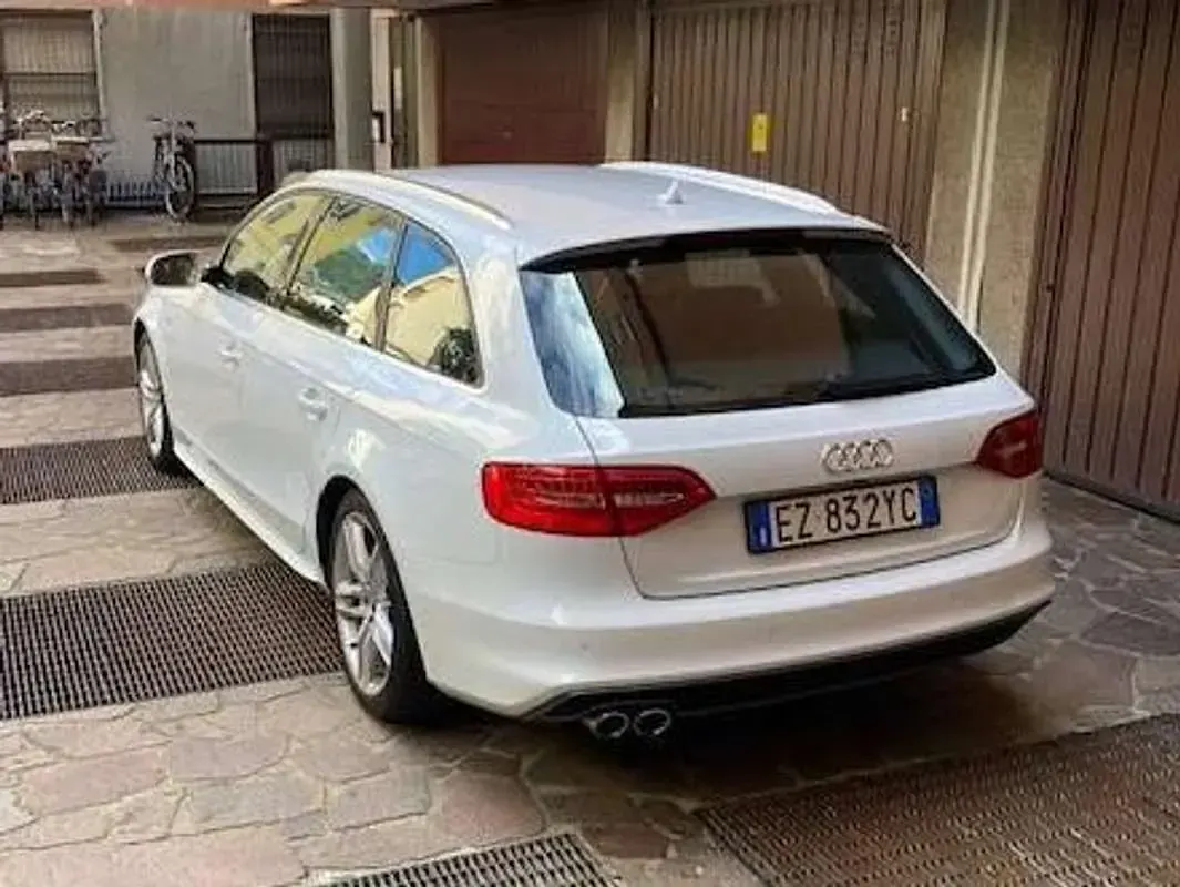 Usata Audi A4 S-Line 190 CV (139 kW) 2015 Bianco Station wagon