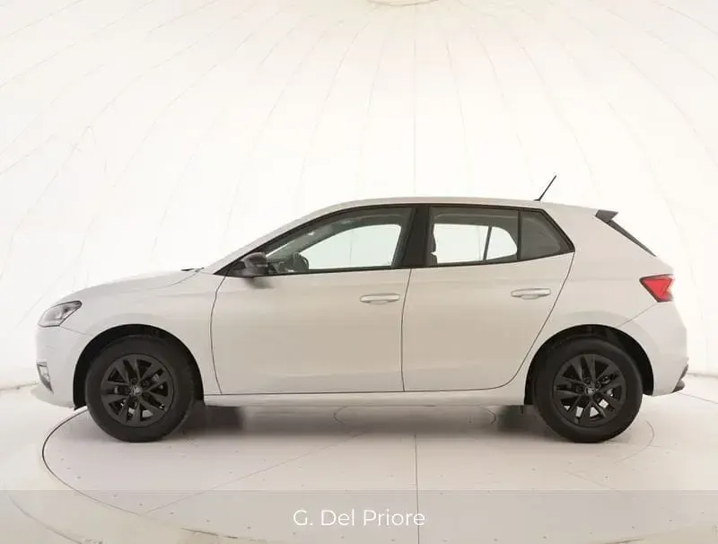 Usata Skoda Fabia Selection 95 CV (69 kW) 2025 Argento Utilitaria