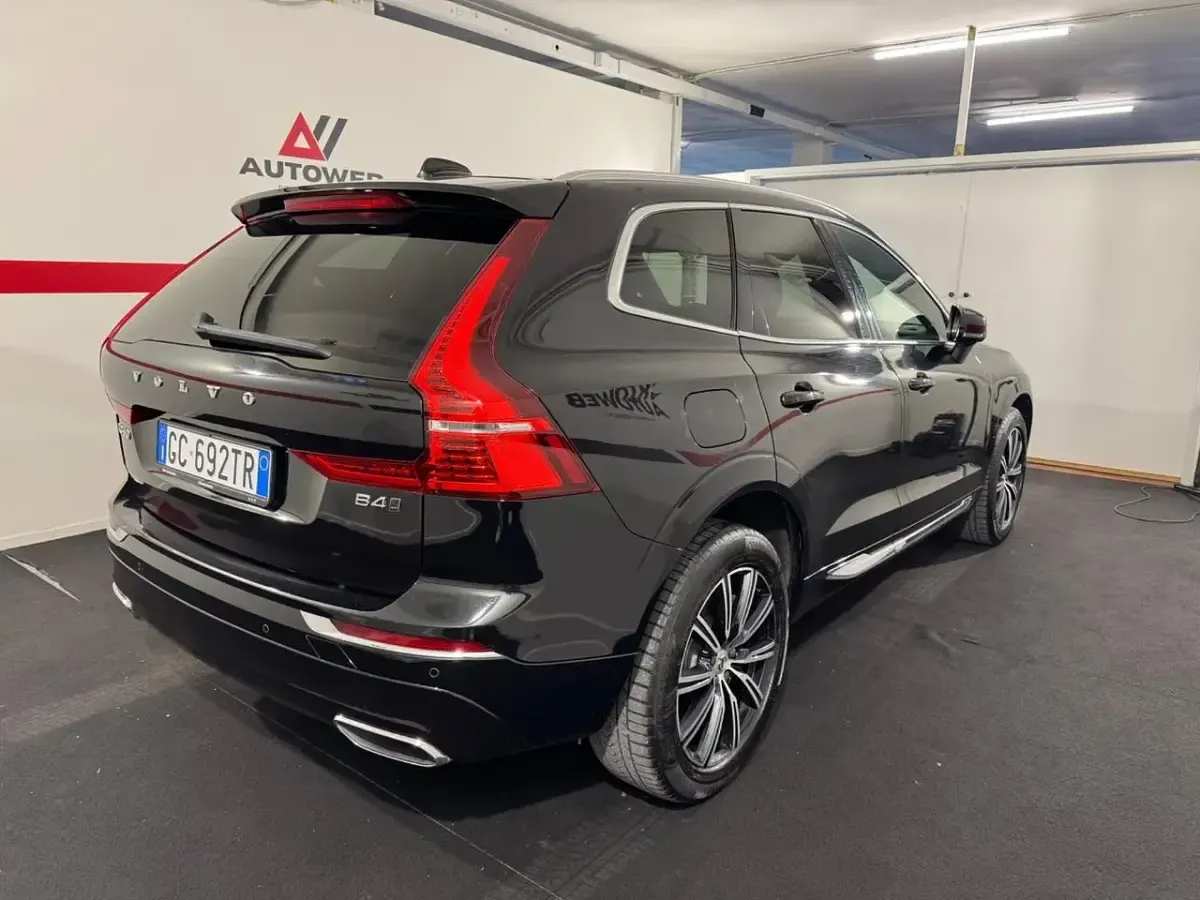 Usata Volvo XC60 Inscription 197 CV (144 kW) 2020 Nero SUV
