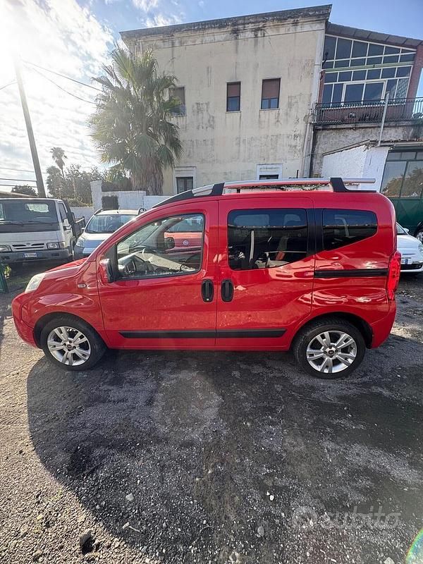 Usata Fiat Qubo Dynamic 80 CV (58 kW) 2016 Rosso Monovolume