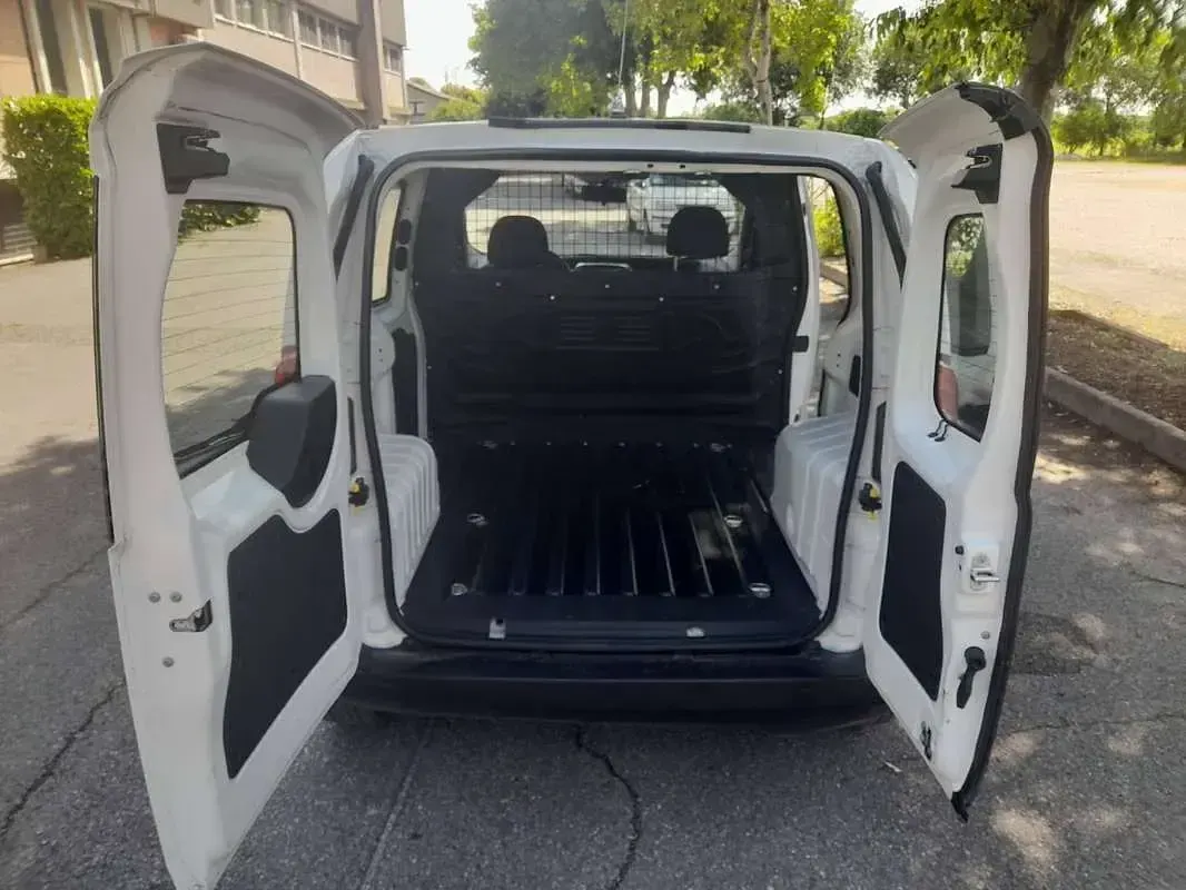 Occasion Fiat Fiorino 95 ch (69 kW) 2021 Blanc Monospace