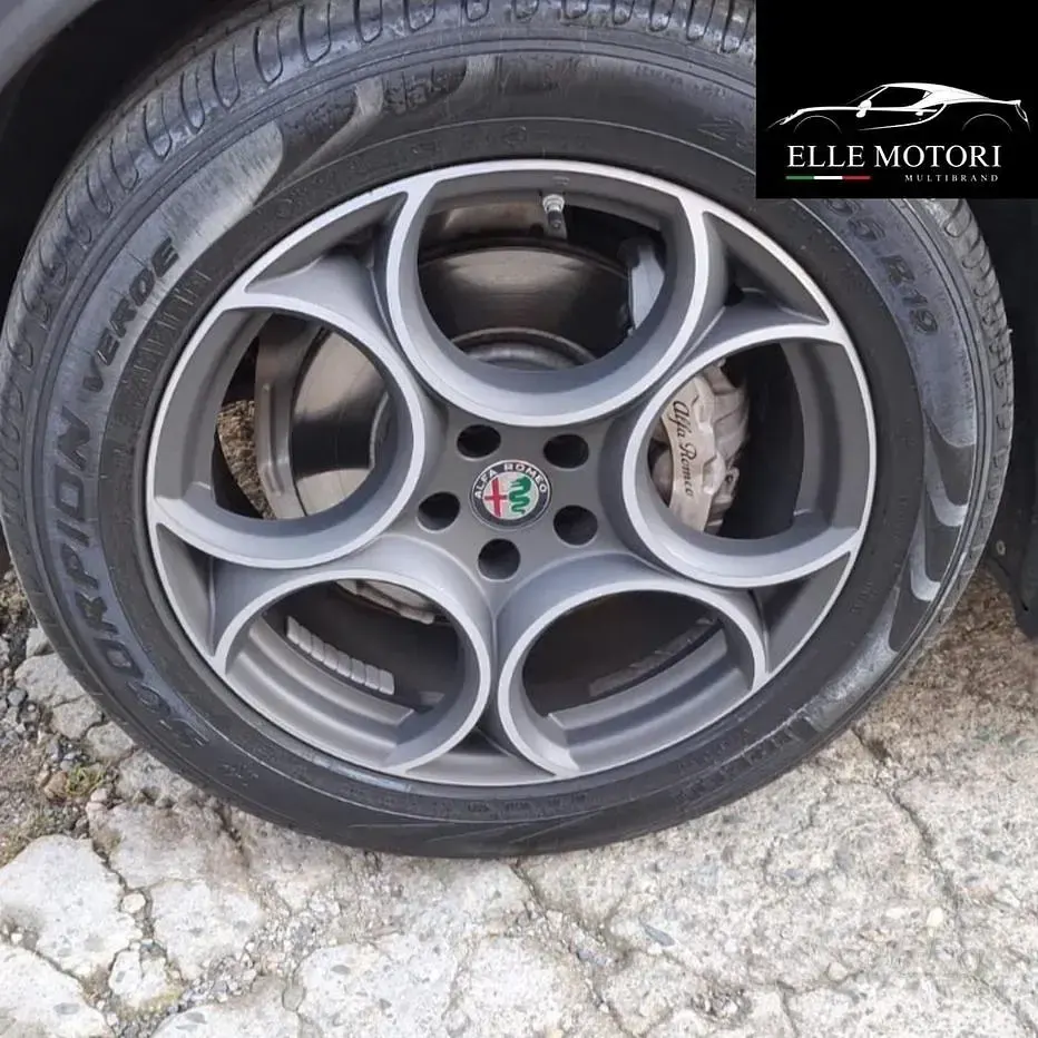 Usata Alfa Romeo Stelvio Executive 160 CV (117 kW) 2020 Blu SUV