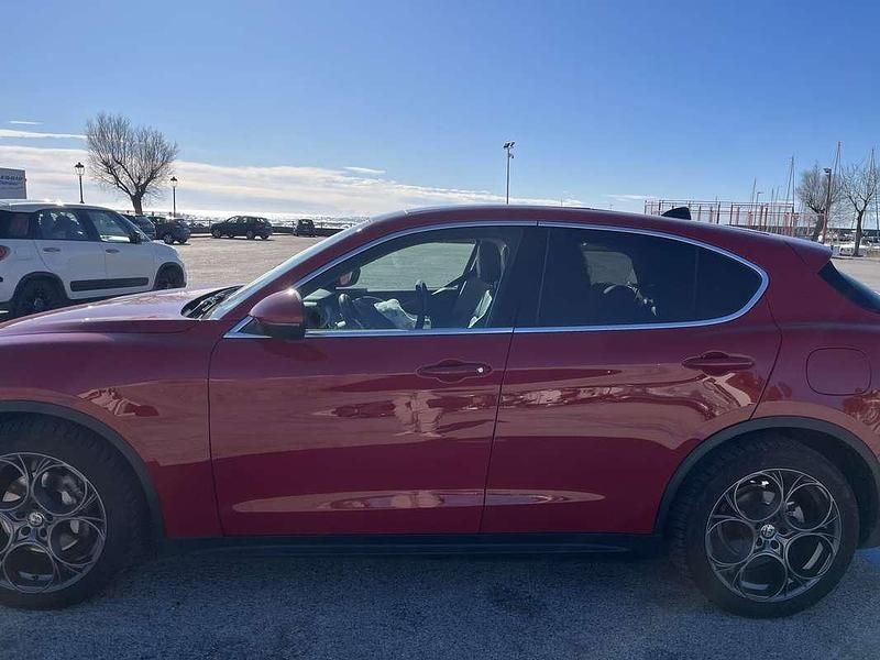 Usata Alfa Romeo Stelvio Executive 179 CV (131 kW) 2018 SUV