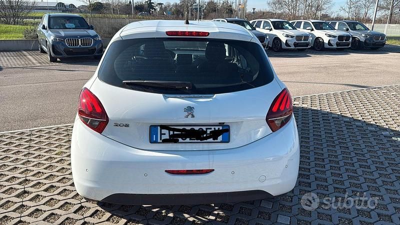 Usata Peugeot 208 Allure 82 CV (60 kW) 2019 Bianco Utilitaria