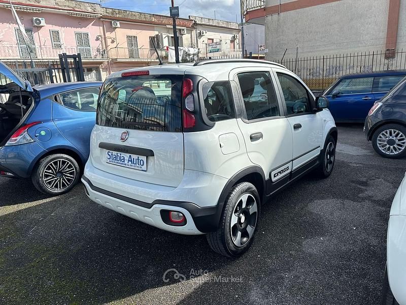 Usata Fiat Panda Cross Cross 69 CV (50 kW) 2020 Bianco Utilitaria