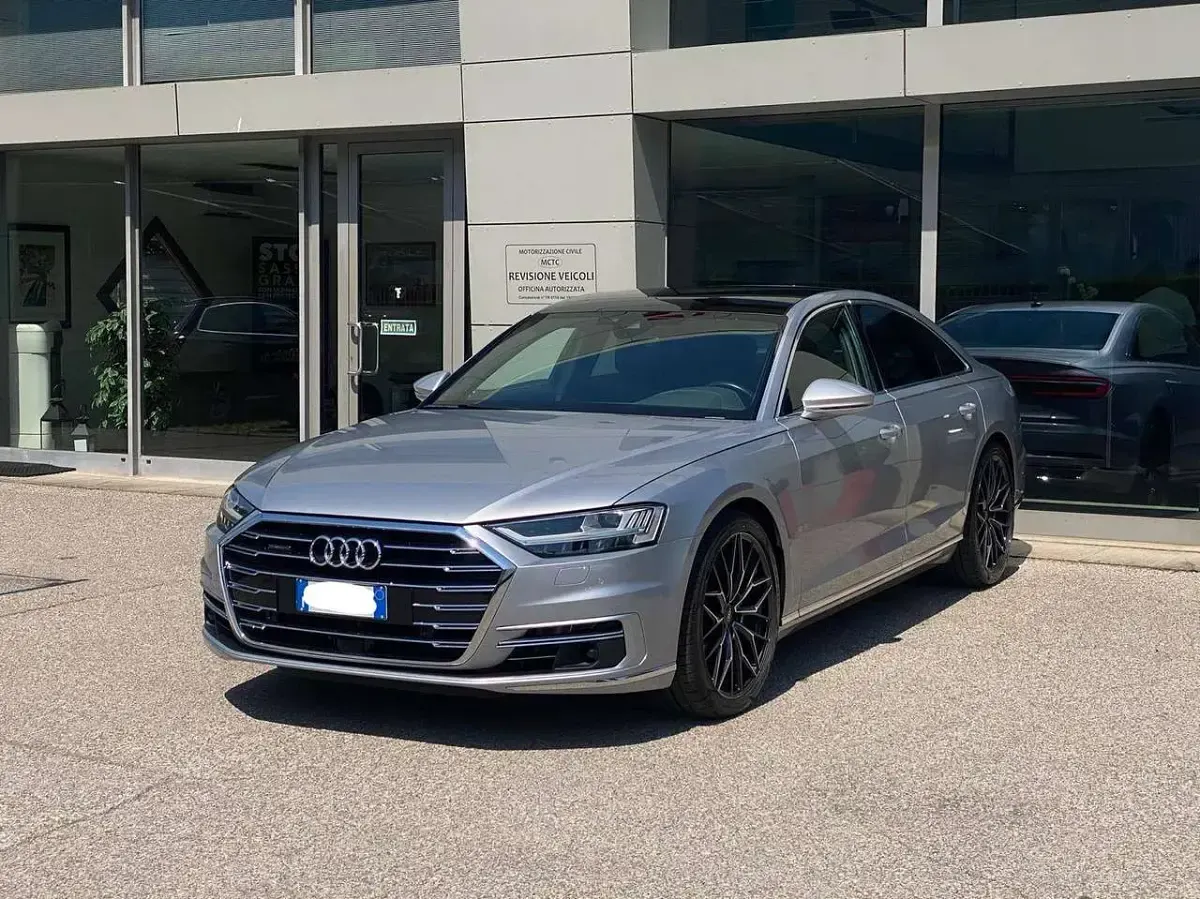 Usata Audi A8 Ambiente 286 CV (210 kW) 2019 Argento Berlina