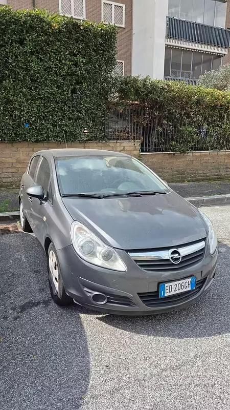 Usata Opel Corsa 85 CV (62 kW) 2010 Grigio Utilitaria