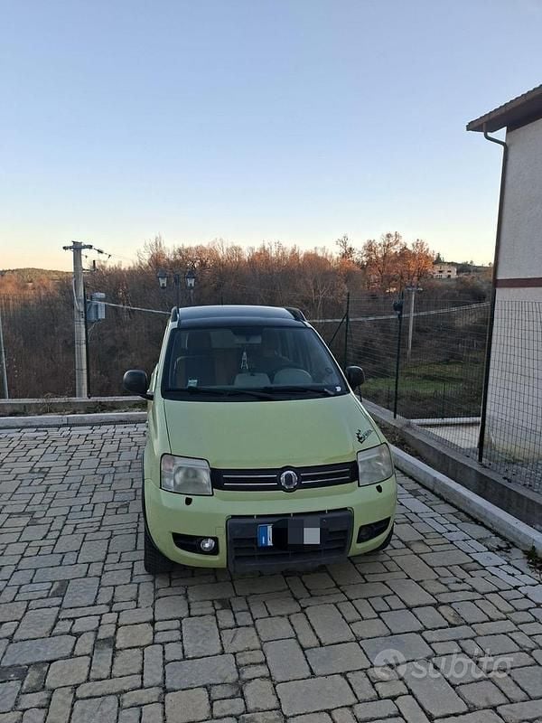 Usata Fiat Panda 4x4 Climbing 60 CV (44 kW) 2005 Verde Utilitaria