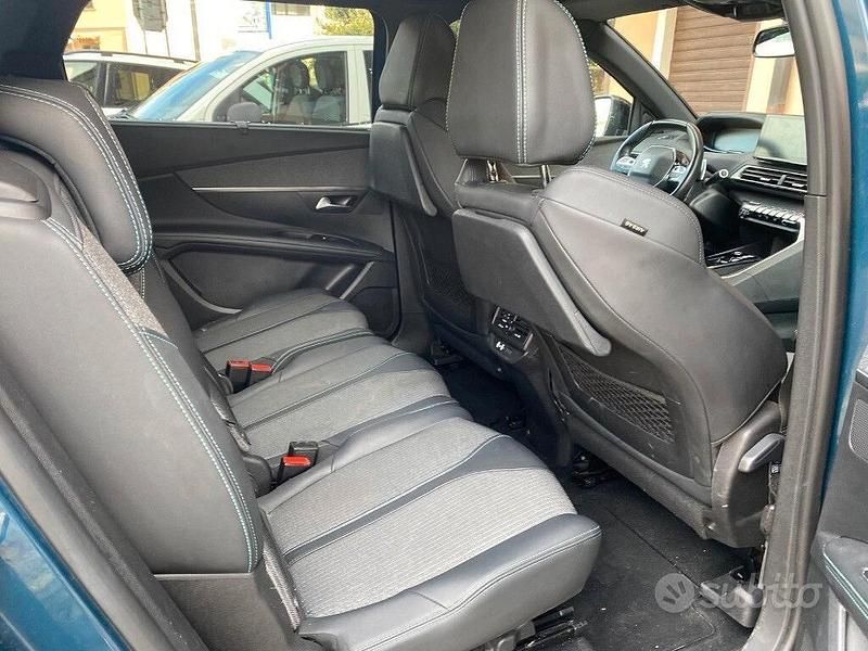 Usata Peugeot 5008 Allure 130 CV (95 kW) 2023 Blu SUV