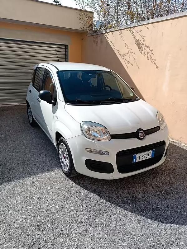 Usata Fiat Panda 69 CV (50 kW) 2019 Utilitaria