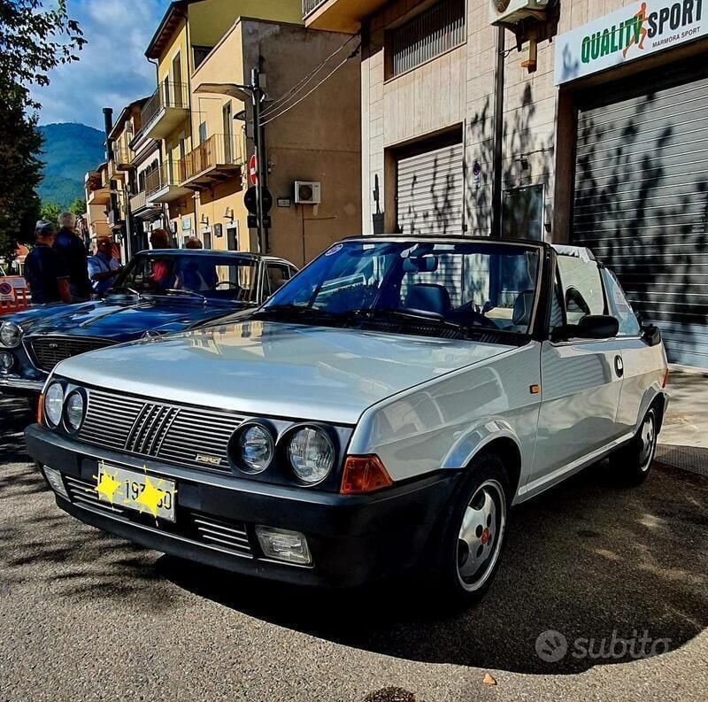 Usata Fiat Ritmo 130 CV (95 kW) 1983 Grigio Cabrio
