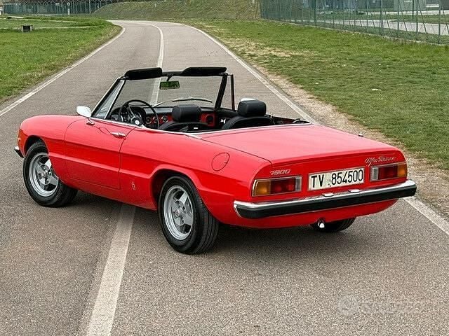 Usata Alfa Romeo GT Junior 1970 Rosso Cabrio