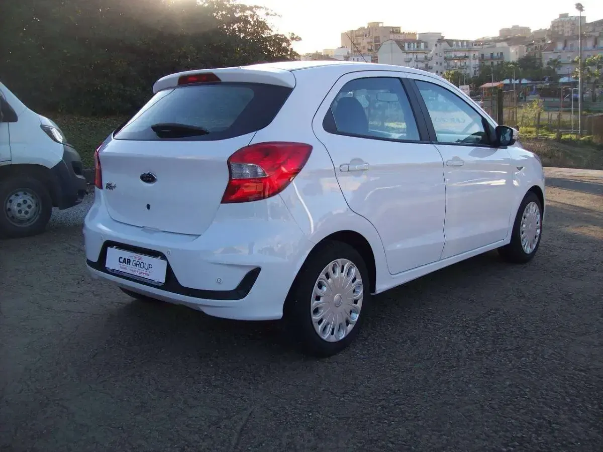 Usata Ford Ka S 69 CV (50 kW) 2019 Bianco Berlina