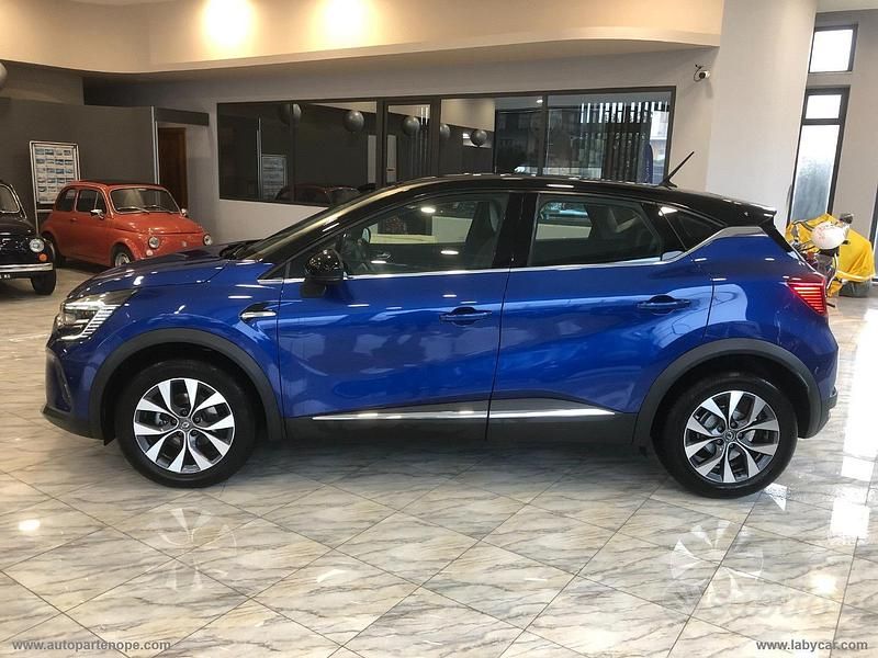 Usata Renault Captur Intens 100 CV (73 kW) 2020 Blu SUV