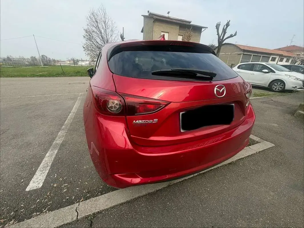 Usata Mazda 3 Exceed 105 CV (77 kW) 2017 Rosso Berlina