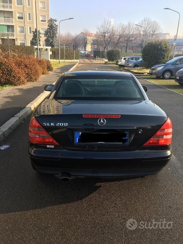 Usata Mercedes 170 192 CV (141 kW) 2000 Nero Cabrio
