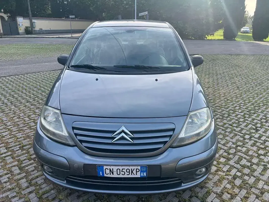 Usata Citroën C3 Exclusive 68 CV (50 kW) 2004 Berlina