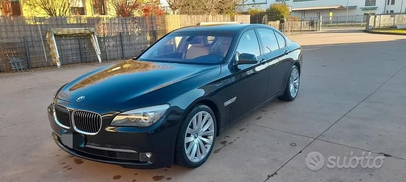 Begagnad BMW 730 2012 Svart Sedan