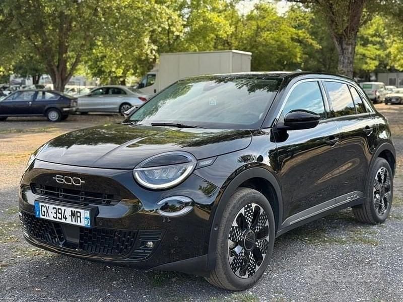 Usata Fiat 600 La Prima 101 CV (74 kW) 2024 Nero Berlina