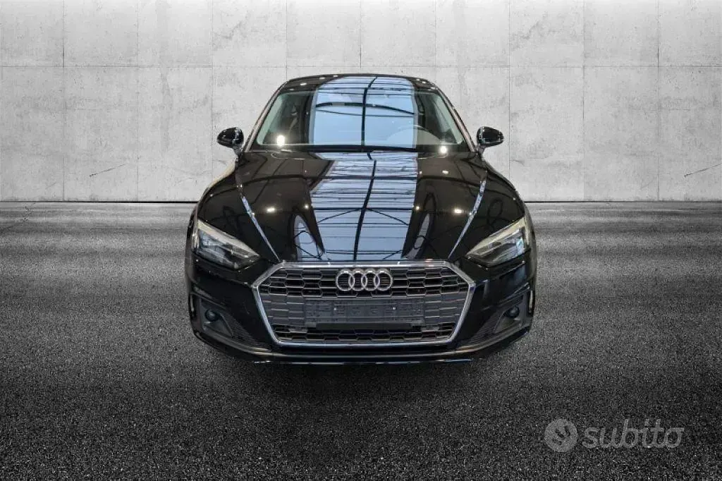 Gebraucht Audi A5 Comfort 163 PS (119 kW) 2021 Schwarz Coupé