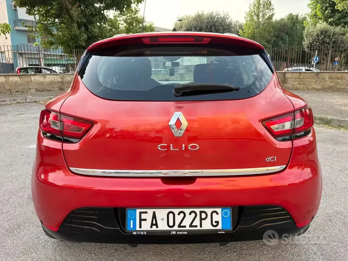 Usata Renault Clio IV 75 CV (55 kW) 2015 Marrone Berlina
